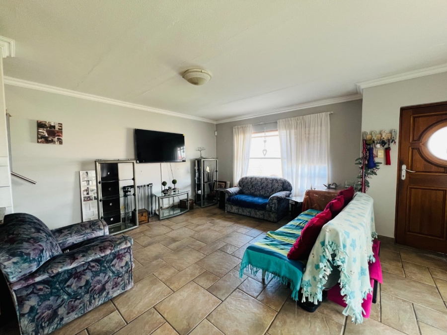 3 Bedroom Property for Sale in Island View Western Cape